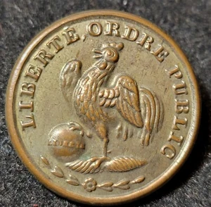 FRENCH NAPOLEONIC / POST NAPOLEONIC MILITARY OR CIVIL AUTHORITY COAT SIZE BUTTON - Picture 1 of 4