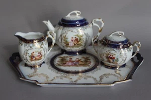 Porzellan Teeservice vierteilg inkl. Tablett Galanten Szenen kobaltblauer Rand - Picture 1 of 15