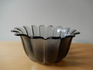 Rare, Retro, Dartington Art Crystal, Midnight Grey, Salad/ Fruit Bowl/ Dish - Picture 1 of 10