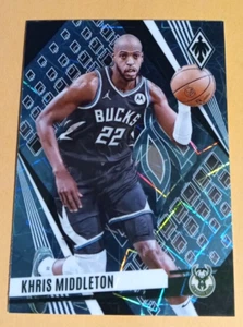 2023-24 Panini Phoenix Basketball #199 Khris Middleton Teal Lazer - Bucks - Picture 1 of 2