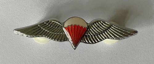 Picture 1 of 2