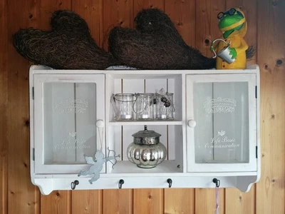 kleines Hängeschränkchen, Garderobe, Medikamentenschrank, Shabby chic - Bild 1 von 2