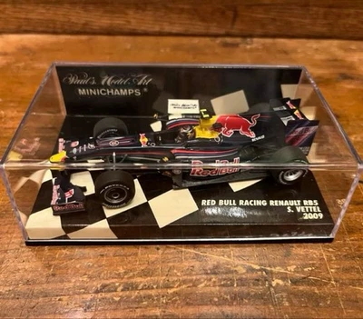 Minichamps 1/43 Sebastian Vettel Red Bull Renault RB5 2009 F1 Mini Car - Image 1 of 4