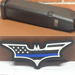 Batman PVC Patch - Tactical Morale Gun Batman Thin Blue Line Aufnäher - Bild 1 von 5
