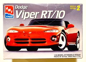AMT Dodge Viper RT/10 1/25 Scale Model Kit - Picture 1 of 2