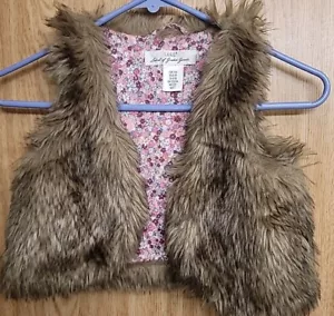 L.O.G.G H&M Mädchen braune Kunstfellweste ~ Größe 6-7Y - Bild 1 von 4