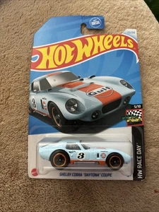 Hot Wheels Shelby Cobra "Daytona" Coupe Gulf Oil Goodyear HW Race Day 5/10  - Foto 1 di 2