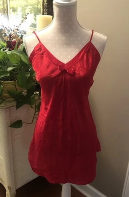 Babydoll Morgan Taylor Intimates Sin Mangas Rojo Satinado Look Mujer’s Pequeño Foto 1 de 4