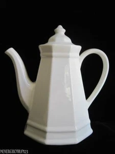 PFALTZGRAFF HERITAGE WHITE 48 OZ COFFEE POT/LID~CARAFE~7 CUP~8" BEVERAGE SERVER~ - Picture 1 of 2