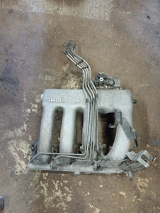 COUPÉ COLECTOR DE ENTRADA AUDI 2.0 16V CON LÍNEAS DE COMBUSTIBLE, INYECTORES, CUERPO DEL ACELERADOR - Imagen 1 de 10