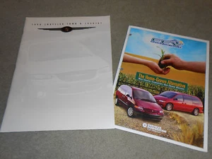 1998 CHRYSLER TOWN & COUNTRY BIG PRESTIGE SALES CATALOG + FLEXIBLE FUEL BROCHURE - Foto 1 di 3