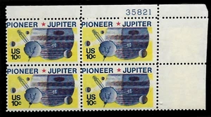 NASA 1975 US 1556 PIONEER 10 PASSING JUPITER COMMEMORATIVE 10c STAMP PLATE BLOCK - Picture 1 of 2