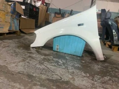 GUARDABARROS DELANTERO DERECHO MERCEDES BENZ ML430ML230ML320W163 BLANCO 1638800206 1638801406 Foto 1 de 4