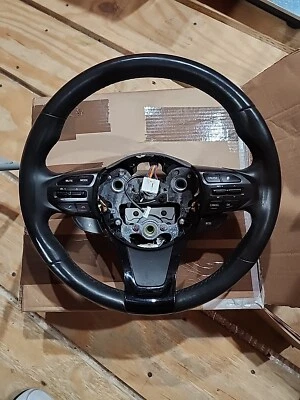 Volante Kia Optima 2014 2015 solo cuero negro limpio algo de desgaste normal Foto 1 de 4