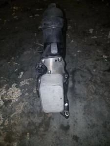 BMW 116d 2016-2018 Ölfiltergehäuse mit einem Kühler - Bild 1 von 4