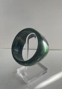 Vintage Asymmetrischer Grob Marmoriert Lucite Armreif Armband Spinat Grün Retro - Bild 1 von 5