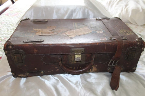 Antique Corbin Suitcase Trunk Leather International Stickers Covering Case Cover