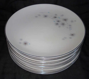 11 Vintage Royal Doulton England Bone China H4943 Thistledown 10 3/8" Essteller - Bild 1 von 4