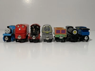 Lote misto de trens ferroviários magnéticos de madeira Chuggington 7 Thomas Emery Wilson Pete - Imagem 1 de 4