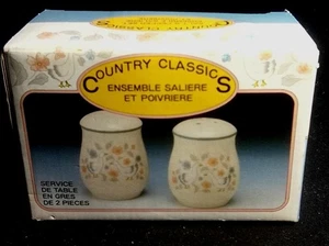Vintage 1987 Country Classics 3 1/2" Tall Salt & Pepper Set Geese and Floral - Picture 1 of 2