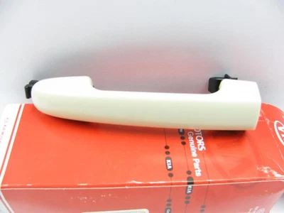 Nueva manija de puerta exterior original OEM para KIA Soul 2012-2013 826512K510 Foto 1 de 4