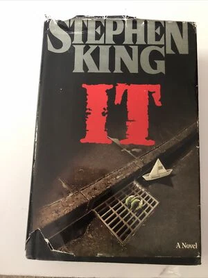 Stephen King - IT - 1986 Hardcover  HCDJ - Rare Viking Horror - Image 1 of 4