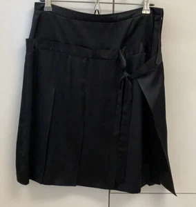Burberry Open Pleated Silk Skirt - Picture 1 of 9