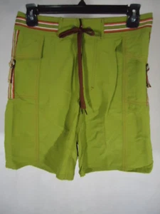 Pantalones cortos de tabla Vast by Beach Rays para hombre juvenil 100 % nailon - talla 28-color verde musgo - Imagen 1 de 10