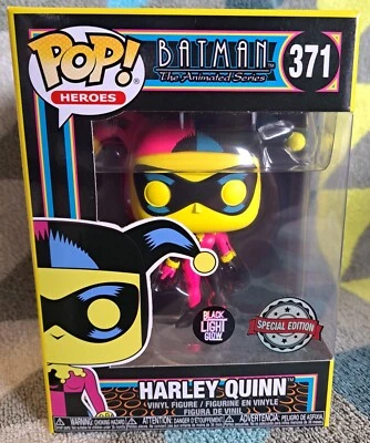 Harley Quinn 371 Pop Blacklight - DC Batman - Funko Pop! 2021 + Protector Foto 1 de 4