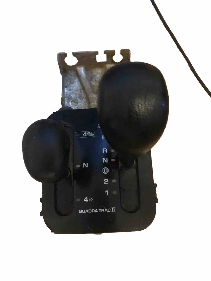 Jeep Grand Cherokee Limited 2001 4,0 selector automático de marchas P52104152 Freepost Foto 1 de 4