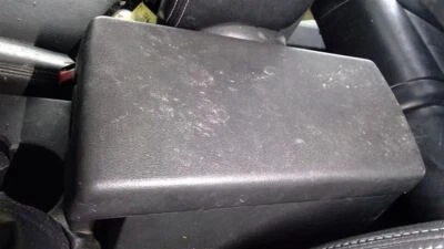 SOLO TAPA REPOSABRAZOS se adapta a 09-12 LIBERTY 424551 Foto 1 de 4