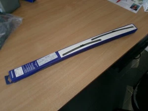 Genuine New Volvo C70 V40 Wiper Arms 32237895 - Picture 1 of 3