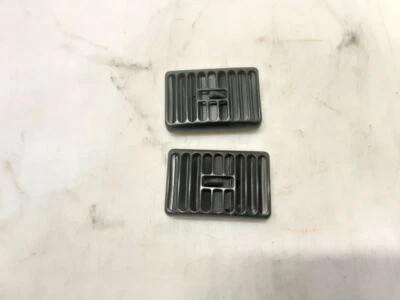 Jeep TJ Wrangler Outer Dash Heater AC Vents 1997-2002 2003 2004 2005 2006 120831 - Image 1 of 4