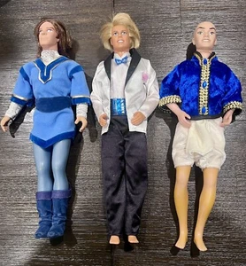 VTG Ken Doll Lot Of 3 90’s Boyfriend To Barbie-The King And I-Quest For Camelot - Picture 1 of 4