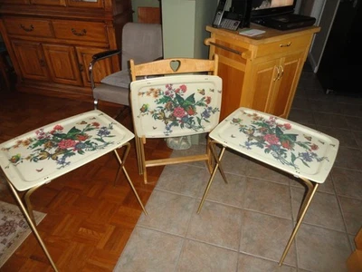 MCM Mid Century Lavada 4 Fiberglass TV Tray Table Set With Wood Rack Butterflies - Image 1 of 4
