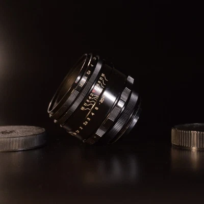 Helios 44 Black KMZ  58mm F/2  8 blades  Perfect  0526187 - Image 1 of 4