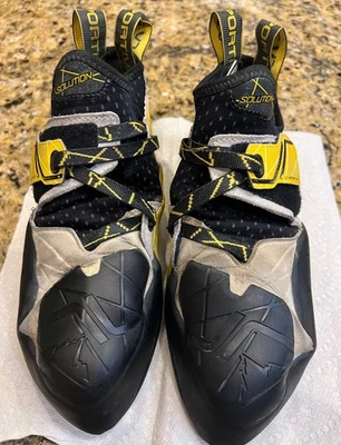 La Sportiva Solution Climbing Shoes 44 EU Solutions P3 - Image 1 of 4