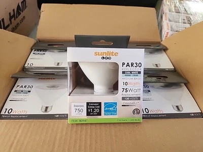 New Box Of 6 Sunlite PAR30 LED 10W Short Neck Dimmable Light Bulbs 4000K Medium - Image 1 of 4
