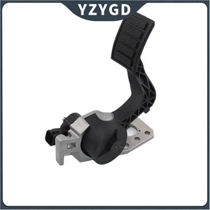 21116877 For Volvo Truck VOE 21116877Pedal Accelerator Replaces - Picture 1 of 3