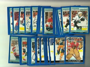 2021-22 O-Pee-Chee Blue Update Set (50) *T22 - Foto 1 di 1