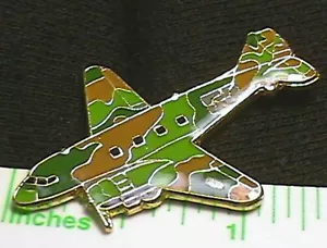 VIETNAM WAR NAM ERA LAPEL PIN: Douglas AC-47 Spooky Close Air Support CAS DC-3 - Picture 1 of 4
