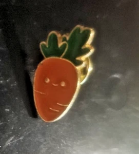 Gold Tone Smiling Carrot  Cute Enamel Cartoon Brooch Pin Costume Jewelry - Picture 1 of 5