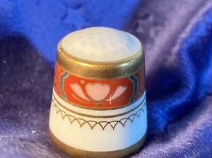 Royal Doulton ~Patrón Sandon~ Dedal - Imagen 1 de 7