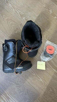 Snowboarding Boots ThirtyTwo TM-2 Women US6 - Image 1 of 4