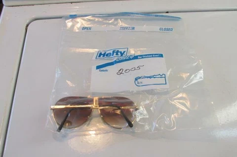 Richard Petty Race Bought Sun Glasses Buffalo Brond 2005 NOS Cover