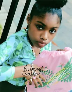 Brianni Walker Actress TikTok Influencer Autographed Signed 8x10 Photo COA 18 - Picture 1 of 1