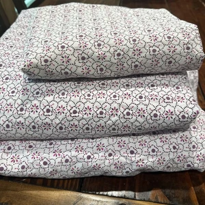 Pottery Barn Kids Brooklyn Flat/Fitted Full Size Sheet Set Pink Flowers Pakistan - Picture 1 of 7