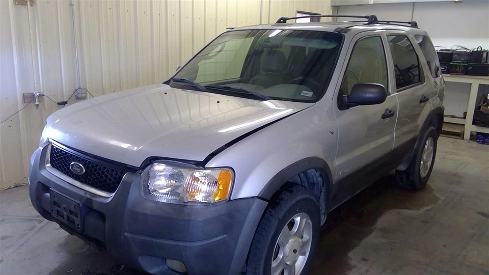 Ford Escape 2002 3.0L Engine VIN 1 8th Digit 1L8Z6007CA 1380 — 第 1/4 张图片