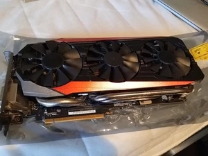 GTX 980 Ti Asus Strix Direct Cu iii - Foto 1 di 4