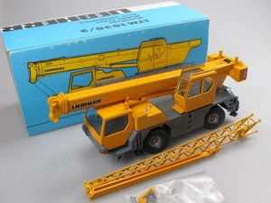 Grúa móvil Conrad 2088 Liebherr LTM 1030/2 1:50 sin usar en embalaje original - Imagen 1 de 7